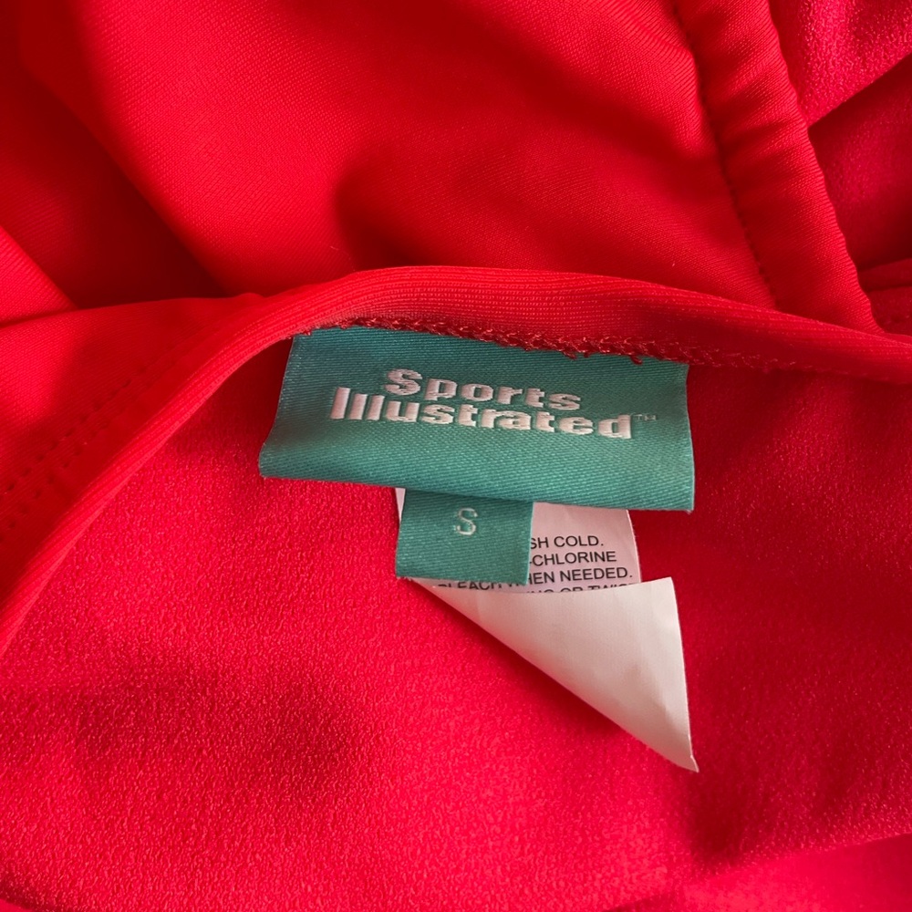 NWT Sports Illustrated red cut out one piece swimsuit - Picture 5 of 10